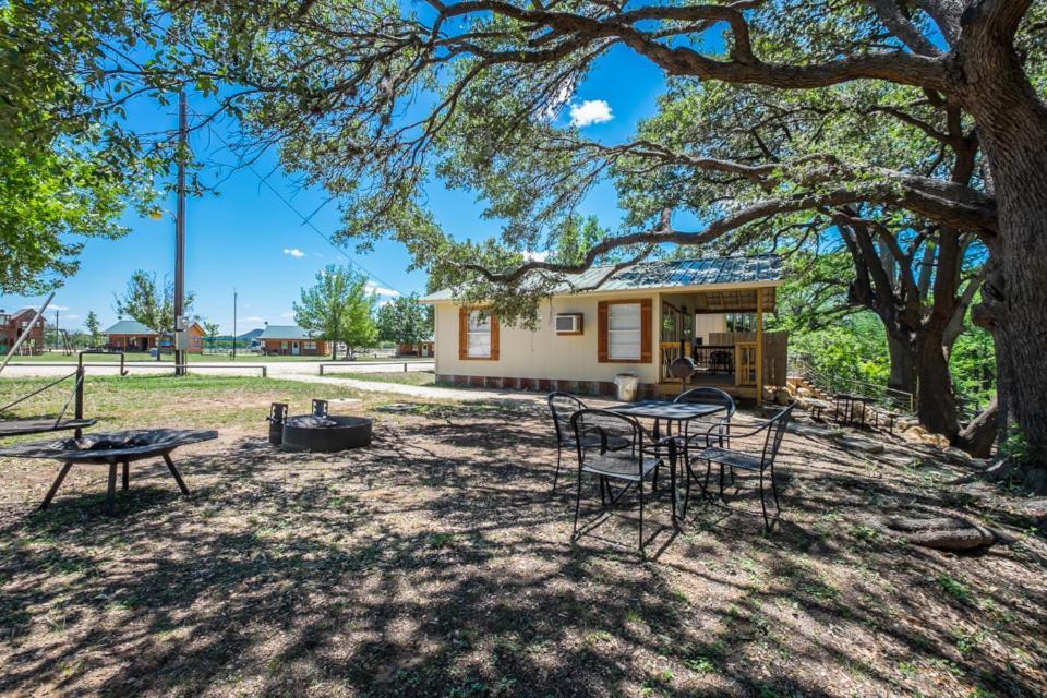 River Bluff Cabins Rio Frio Exteriér fotografie