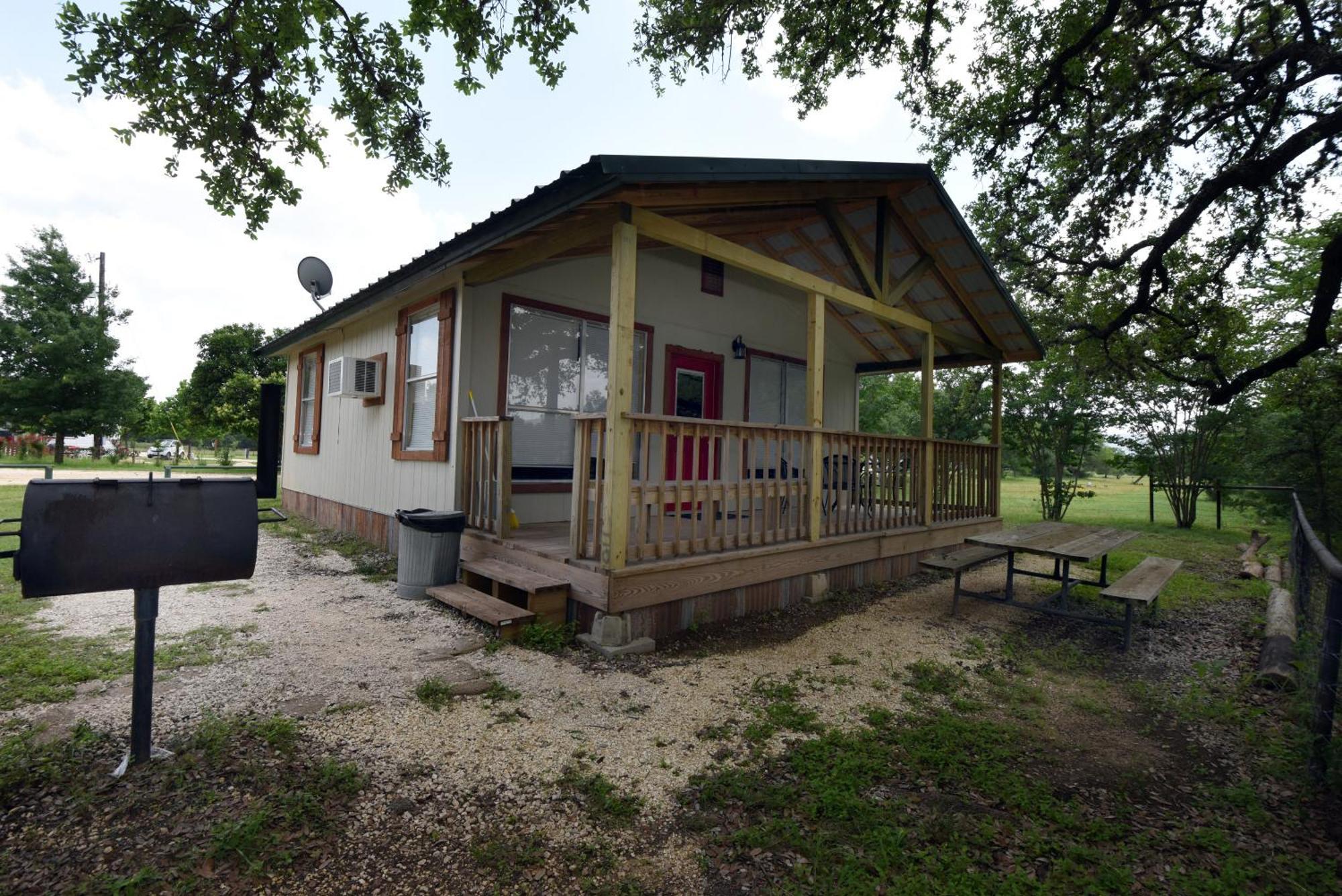 River Bluff Cabins Rio Frio Exteriér fotografie