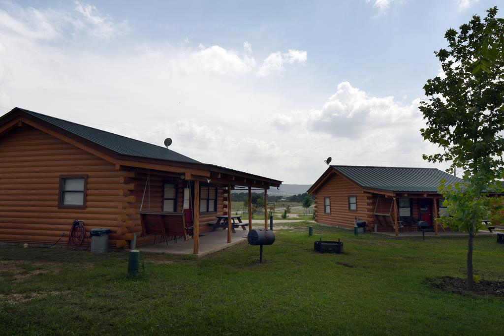 River Bluff Cabins Rio Frio Exteriér fotografie