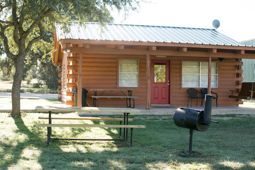 River Bluff Cabins Rio Frio Exteriér fotografie